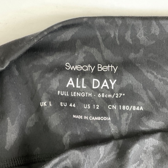 Sweaty Betty All Day Embossed Leggings - Picture 6 of 7